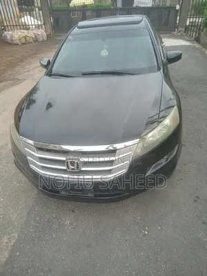 Honda Crosstour 2010 Black