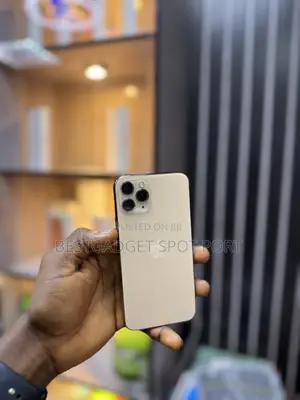 Apple iPhone 11 Pro 64 GB Gold