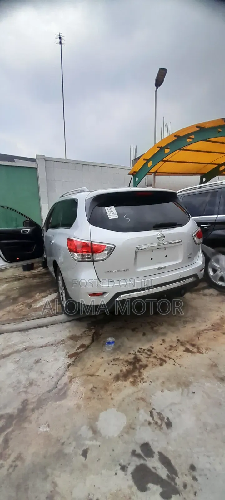 Nissan Pathfinder 2014 Silver