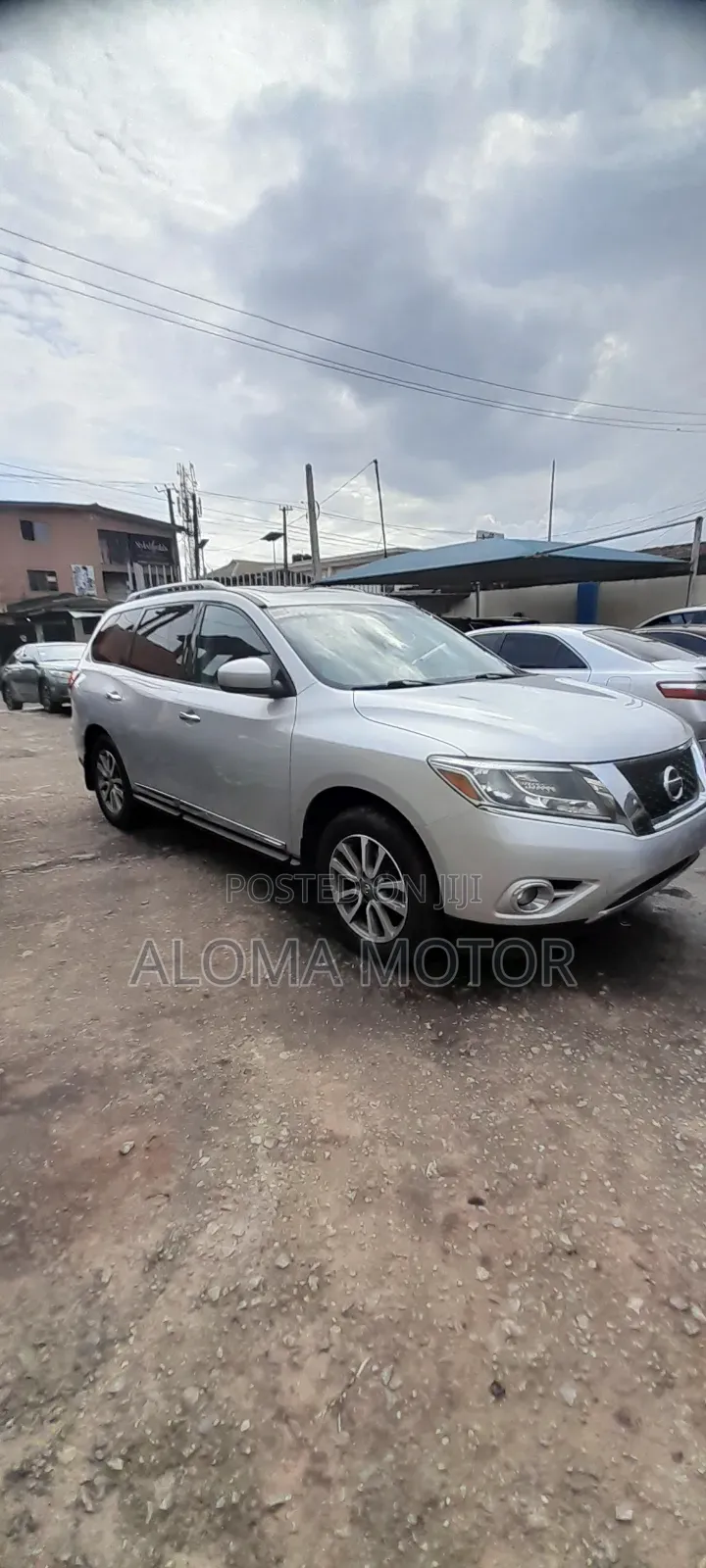 Nissan Pathfinder 2014 Silver