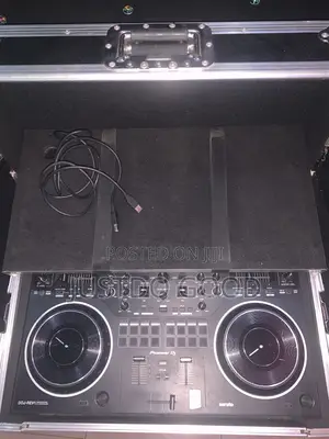 DDJ Rev 1 Controller