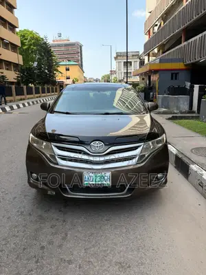 Toyota Venza 2010 Brown