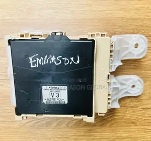 Interior Fusebox Toyota Rav-4 (2017-2018)