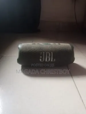 JBL Charge 5