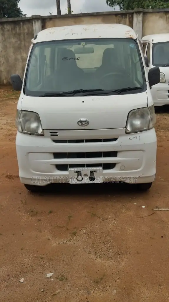Daihatsu Hijet 2010 White