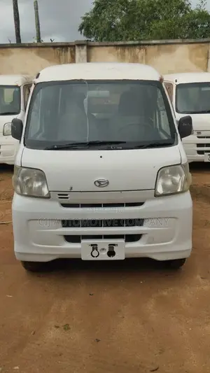 Daihatsu Hijet 2010 White