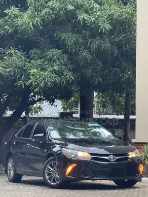 Toyota Camry SE 4dr Sedan (2.5L 4cyl 6A) 2016 Black