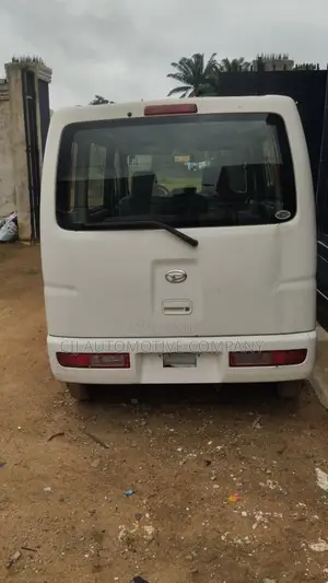Daihatsu Hijet 2010 White