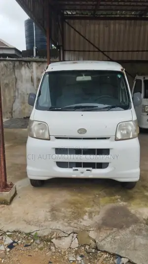 Daihatsu Hijet 2010 White