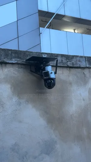 Intelligent Dual Lens PTZ Camera
