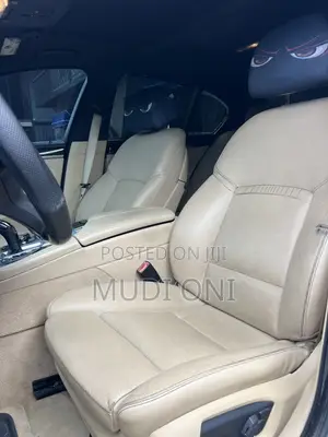 BMW 550i 2014 Purple