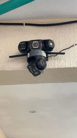 3 Lens PTZ Solar Camera