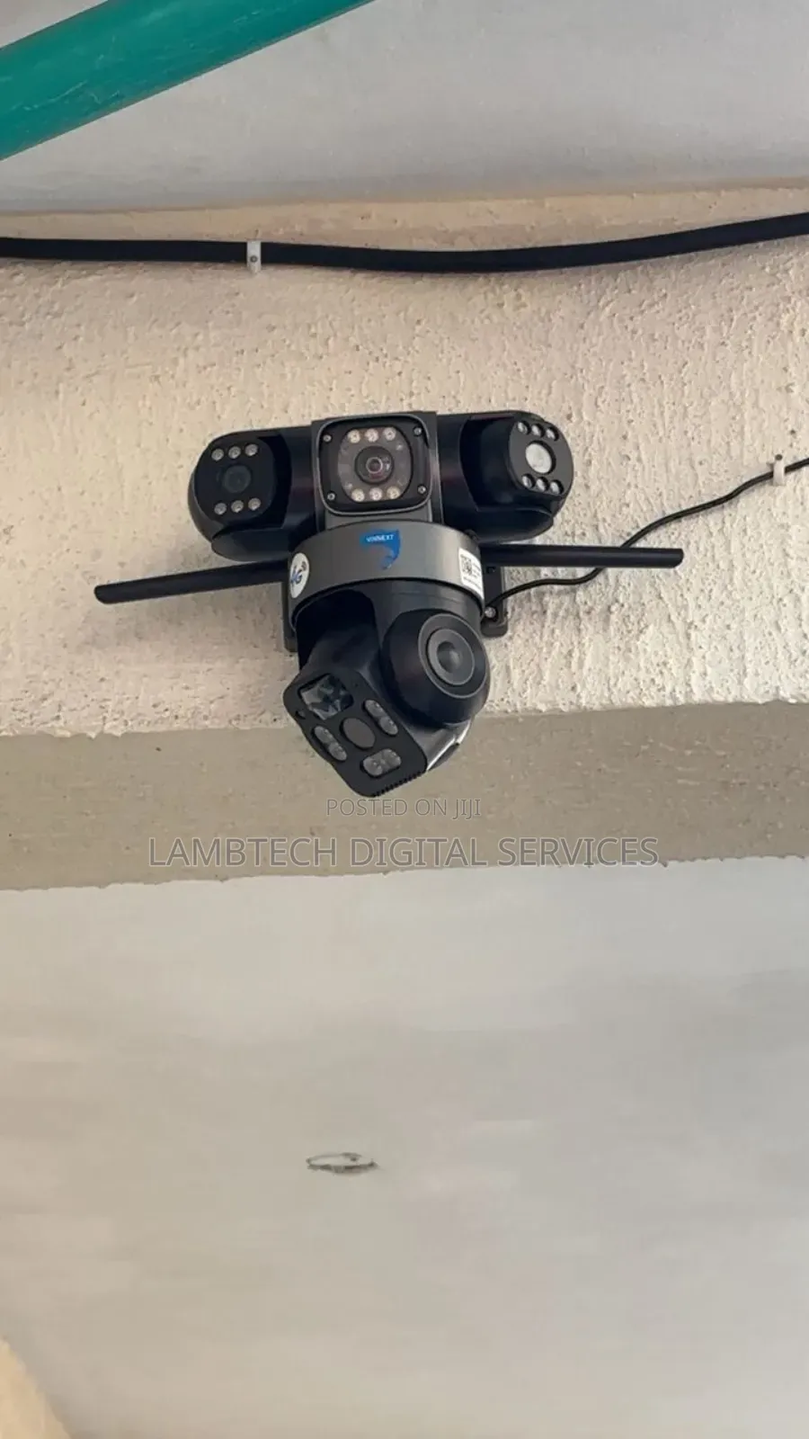 3 Lens PTZ Solar Camera