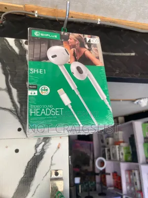 Premium iPhone Earphones With Lightning Port | Sh Plus Headphones