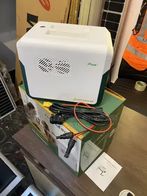 Rechargeable Solar Generator With Long Lasting Backup Power