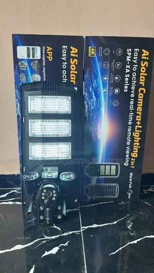 Ai Solar Camera + Lighting 2-in-1
