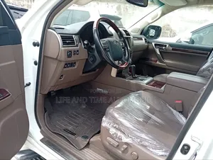 Lexus GX 460 Luxury 2017 White