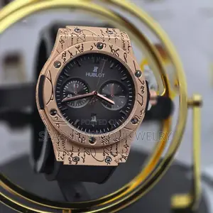 Signatures Crested Hublot Watch for Men