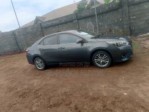 Toyota Corolla LE 4dr Sedan (1.8L 4cyl CVT) 2016 Gray