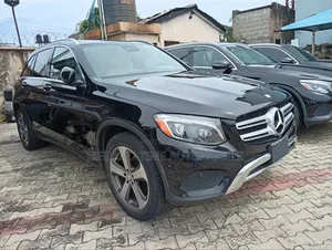 Mercedes-Benz GLC-Class 2017 Black