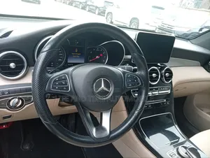 Mercedes-Benz GLC-Class 2017 Black