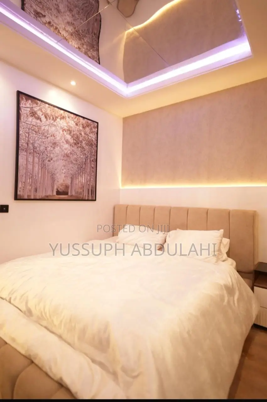2 Bedrooms Lekki Phase1