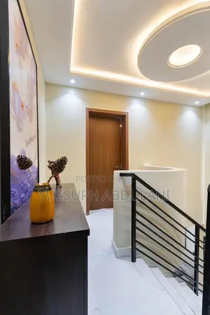 2 Bedrooms Lekki Phase1