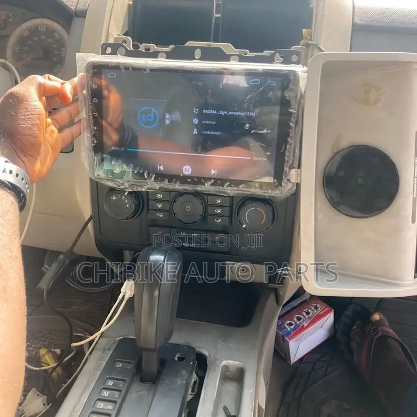 Ford Escape 2008-2012 Navigation Android/Reverse Camera