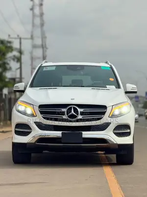 Mercedes-Benz GLE-Class GLE 350 2017 White