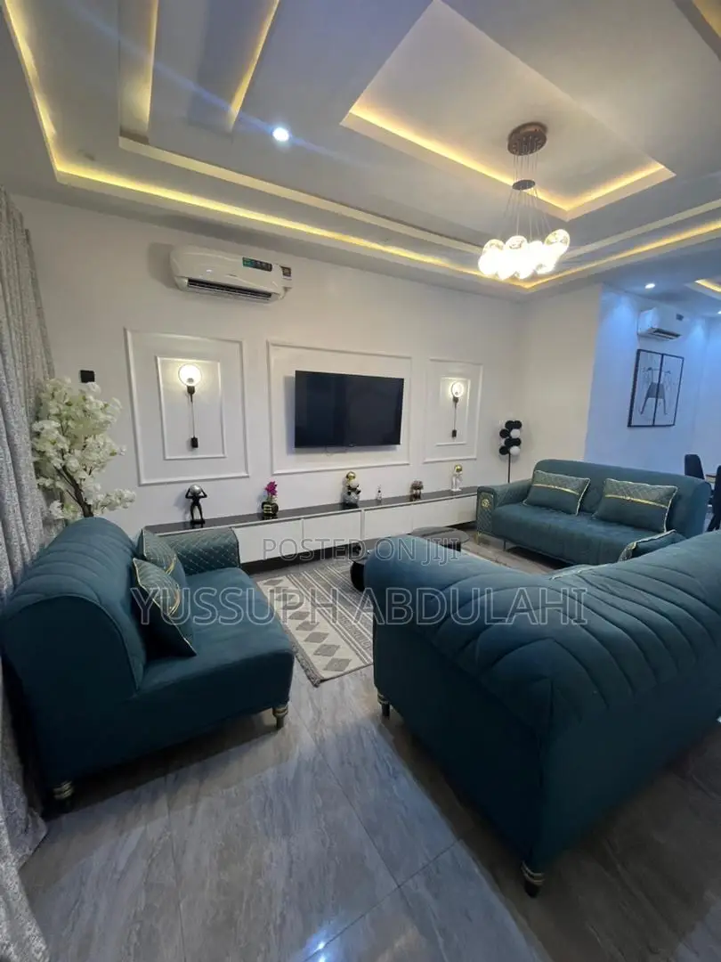 3 Bedrooms Gra Ikeja