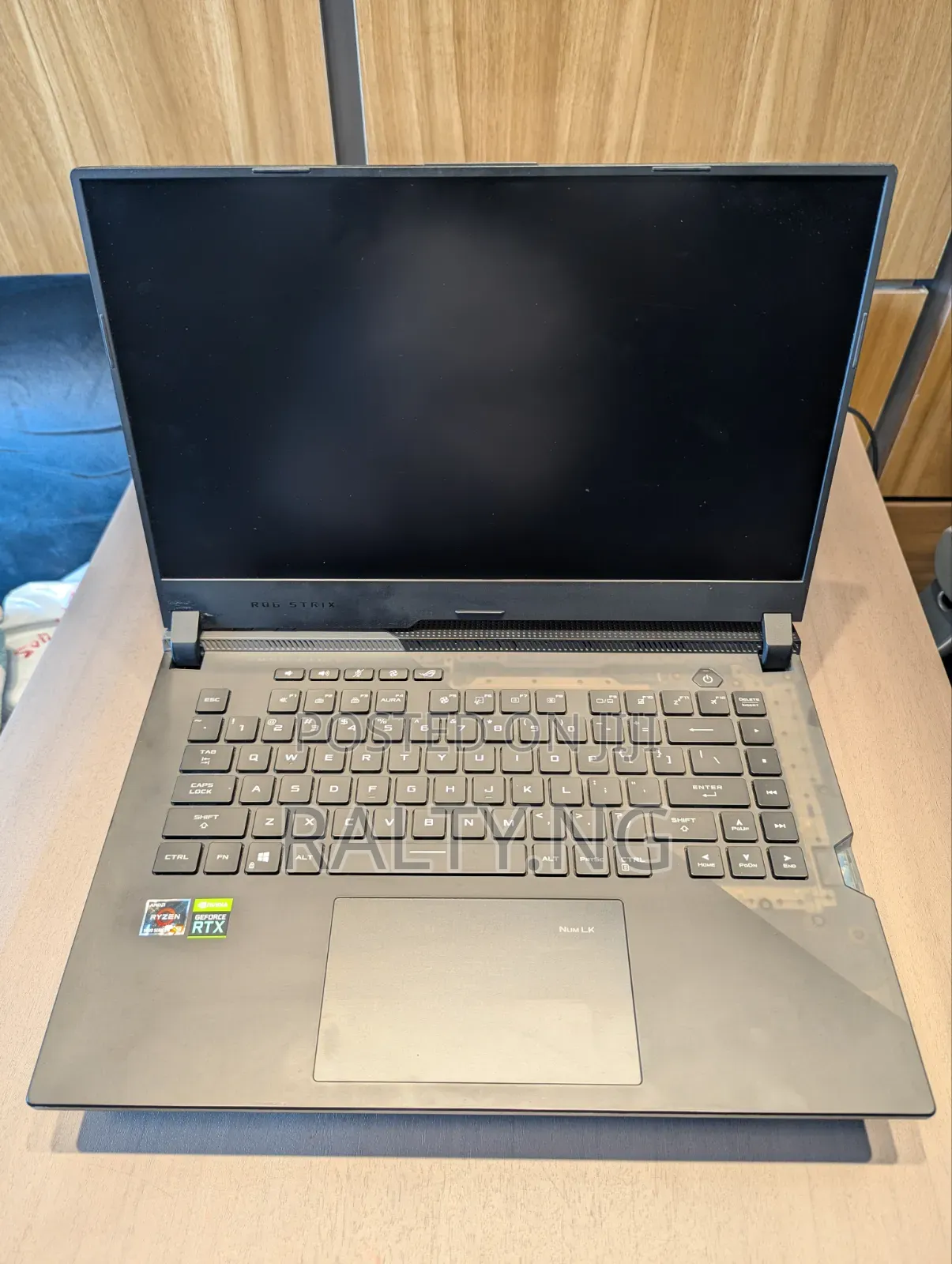 Laptop Asus ROG Strix SCAR 15 32GB AMD Ryzen 9 SSD 512GB