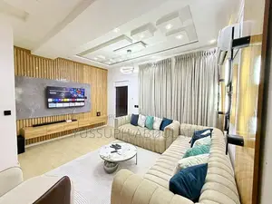 2 Bedrooms Lekki Phase1