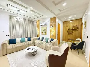 2 Bedrooms Lekki Phase1