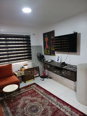 1bdrm Apartment in Vi, Ahmadu Bello Way for rent