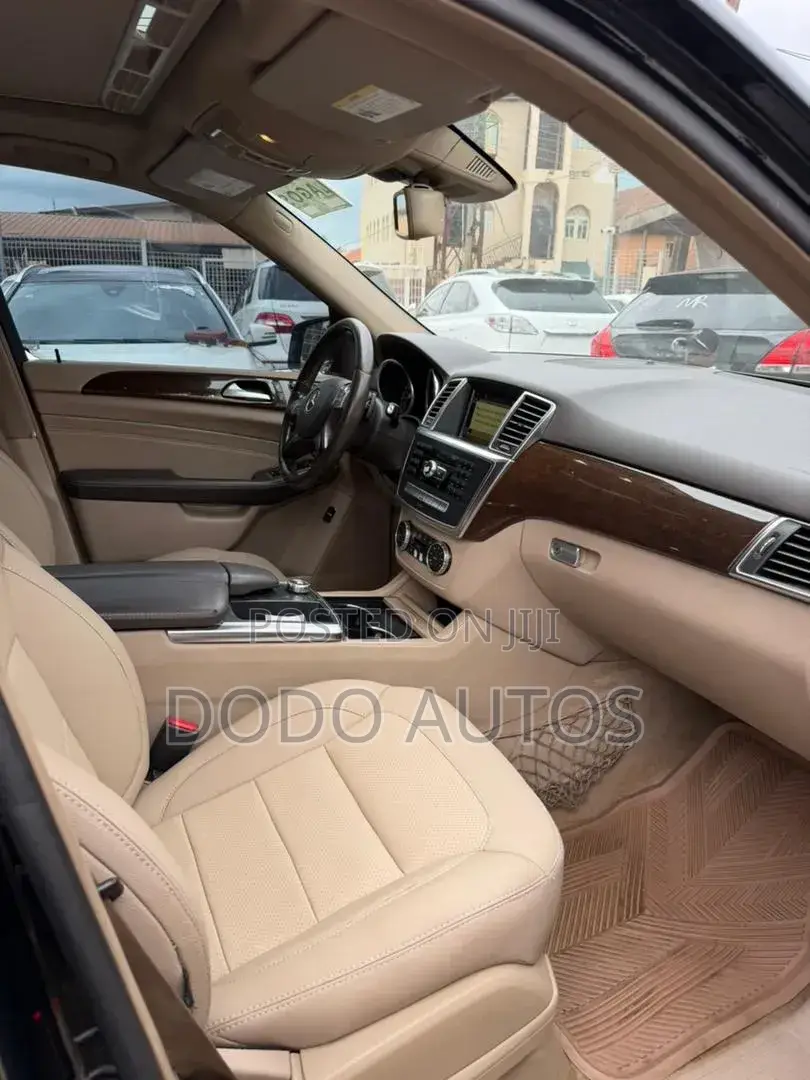 Mercedes-Benz M Class 2014 Black