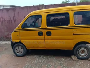 Suzuki APV Minibus 2005 Yellow