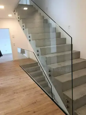 Frameless Glass Staircase Railing