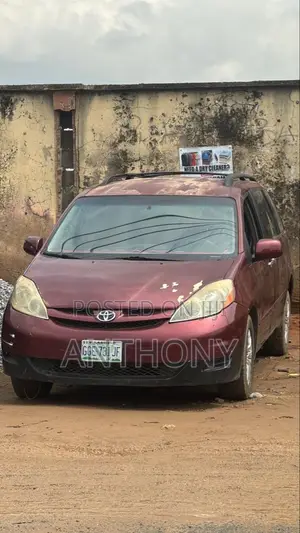 Toyota Sienna XLE AWD 2006 Red