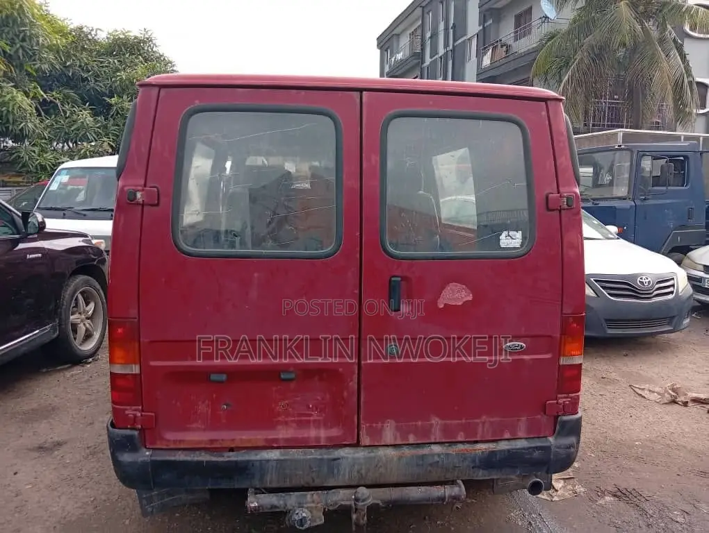 Ford Transit 1997 Red