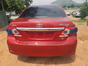 Toyota Corolla 2013 Red