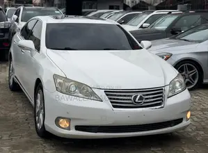 Lexus ES 350 2011 White