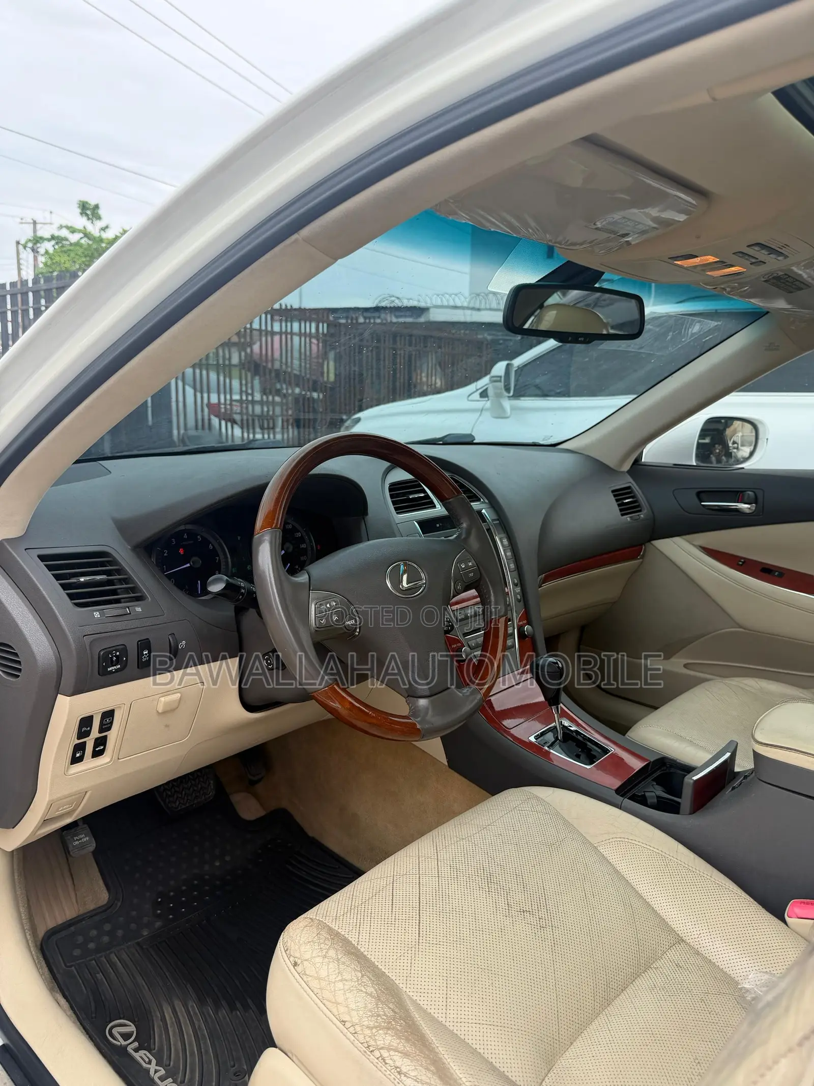 Lexus ES 350 2011 White