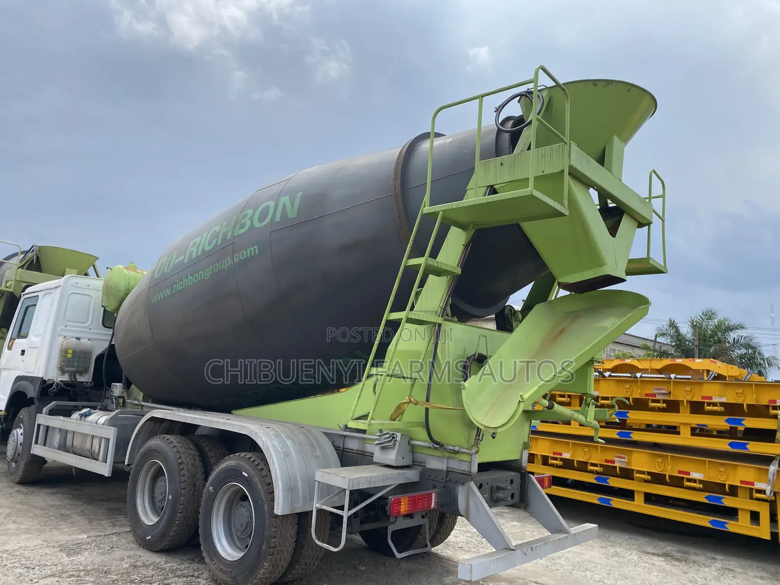 Howo Concrete Mixer