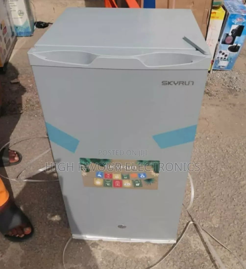 Skyrun Refrigerator 90 Liter