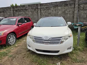 Toyota Venza 2010 White
