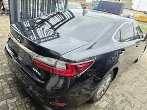 Lexus ES 2017 Black