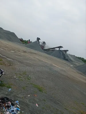 Payment on Delivery Iron Black Chippings and Granite
