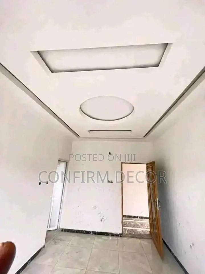 Confirm Decor