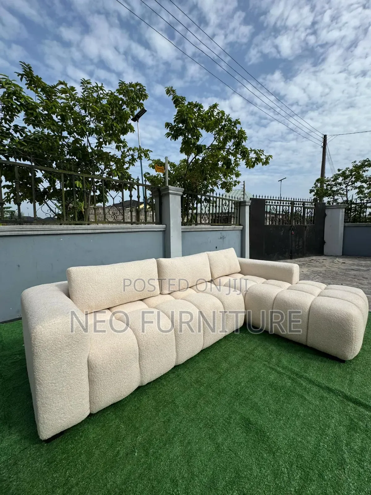 Corner Unit Low Back Chair