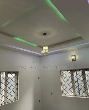 3bdrm Bungalow in Adeoje Estate, Akala Express for rent